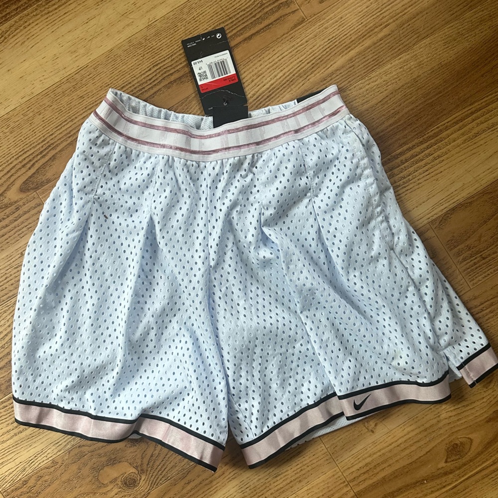 Nike girls loose mesh basketball shorts nwt white size youth large